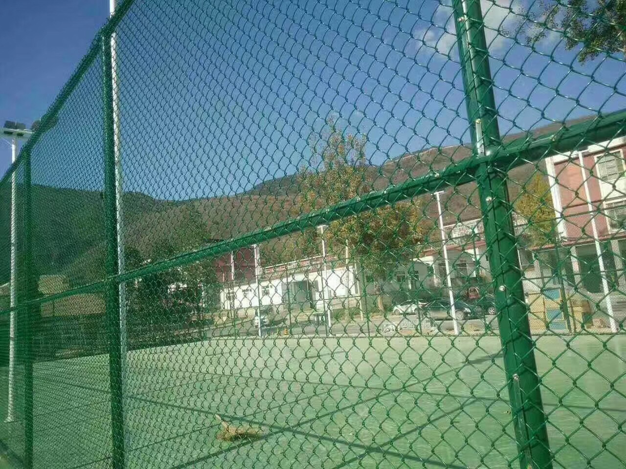 体育场护栏网-南京体育场护栏网现货价格-南京律和护栏网厂