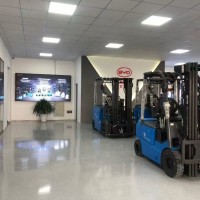 张家港比亚迪三支点叉车